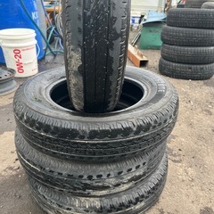 希少サイズ145R13LTハイゼットトラックに履いてました