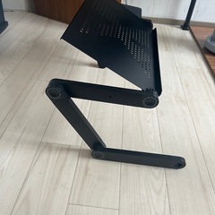 ノートパソコンスタンドの画像