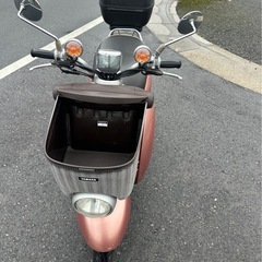 今だけ！　ビーノモルフェ　ビーノ　通勤　通学　便利なカゴ付き　ちょいのり　4スト　インジェクション　高燃費の画像