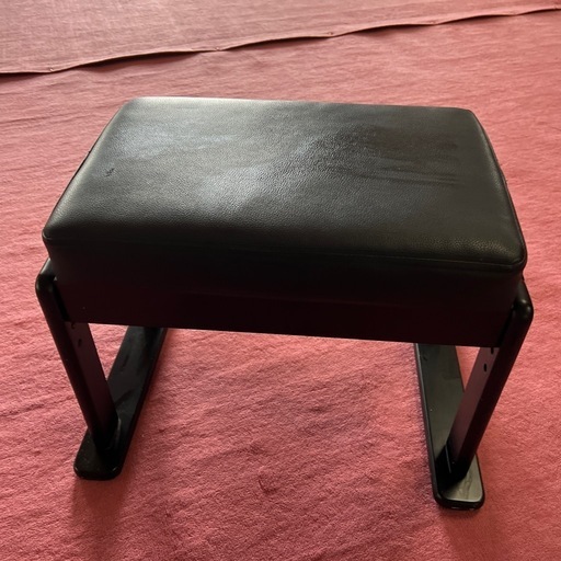 座椅子　木製１５脚　破格のお値段です