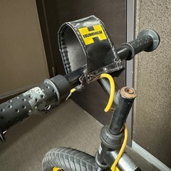 【無料スタンド付】HUMMER キッズバイク の画像