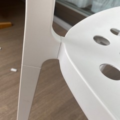 IKEA椅子　白の画像