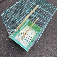 小さな鳥カゴの画像