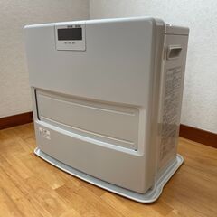 新品同様！ファンヒーター　12畳用　シャッター付き