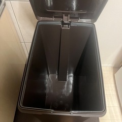 45L ゴミ箱の画像