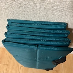 キャプテンスタッグ(CAPTAIN STAG) キャンプ用 折りたたみマットの画像