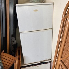 値下げ再開【引取限定】小型冷蔵庫　　DAEWOO 使える　太田市薮塚町の画像