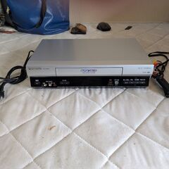 Panasonic Hi-Fiビデオ NV-HV62-S 中古