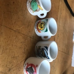 小さいコップ4個セット