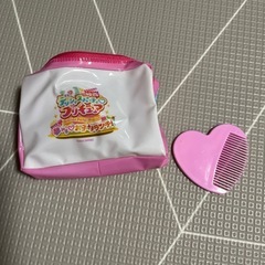 デリシャスパーティープリキュア ポーチとコームセットの画像