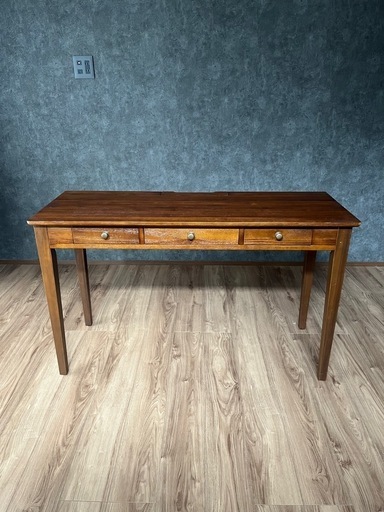 【成約済み】
パソコンデスク／120cm幅／引き出し収納／木製／無垢材