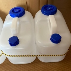 給水タンク４０Ｌ×2
