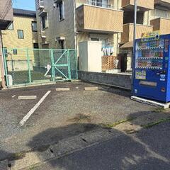 月極駐車場コンテナ付き　越谷市蒲生旭町