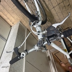 WEEKEND BIKES ウィークエンドホワイトクロスバイクま26インチ