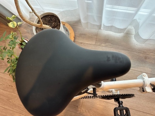 【美品・鍵&ケース付】 折りたたみ自転車 ホワイト 町田市引き取り限定 美品・鍵&ケース付】 折りたたみ自転車 ホワイト 町田市引き取り限定
