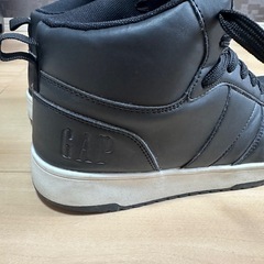 GAPハイカットスニーカー25.0の画像