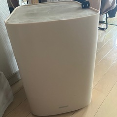 壊れてます　小型冷蔵庫