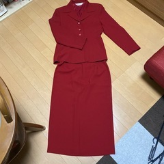 スーツ　レディース

