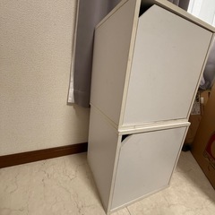 白ホワイト収納ボックス扉磁石2連結 個別使用可能収納ボックスの画像