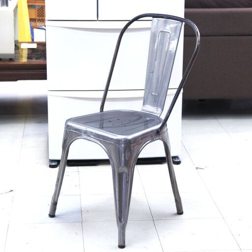 スタッキングダイニングチェア　ガルト　リユース品