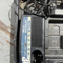 HITACHI 日立　電動工具　インパクトレンチ　12V DIYやちょっとした作業にどうぞ！の画像