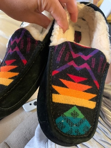 独創的 UGG 岸辺の (KAZ) マルチカラー アグPENDLETONカラフルモカシン 靴