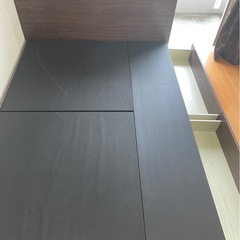 ベッドフレームの画像