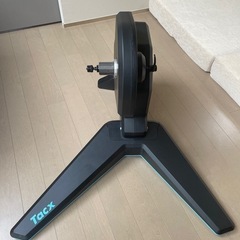 Tacx FLUX 2 Smart（タックス フラックス2 スマート）　zwift スマートトレーナーの画像