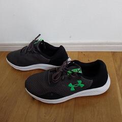 アンダーアーマーシューズ27.0の画像