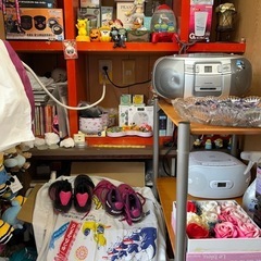 お洋服　1枚　100円　やってます😊の画像