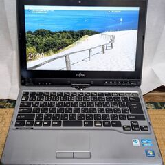 【2in1 PC】富士通 LIFEBOOK T732 コンバーチブル型パソコンの画像