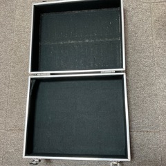 PIAA アタッシュケースの画像
