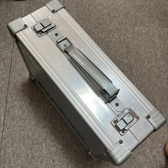 PIAA アタッシュケースの画像