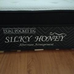 値引！　ニトリ　シングルベッド　マットレス　 DUAL POCKET HG 
SILKY HONEY　の画像