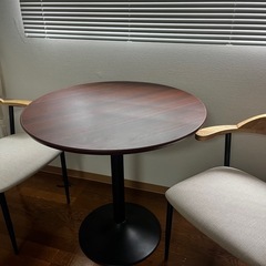 丸テーブル