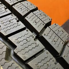 【新品】23年製 DUNLOP WINTER MAXX LT03 195/85R15 113/111L LT 15インチ スタッドレス 2本 ハイエース キャラバン等　(VTY962)の画像