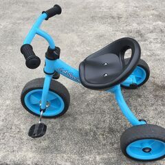 シンプル三輪車　ブルー　トイザらス限定