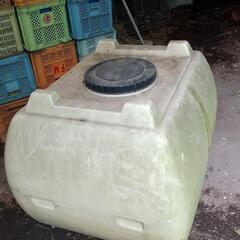 ５００L  ポリタンク  農機具 農業 水タンク キャンプ DIY