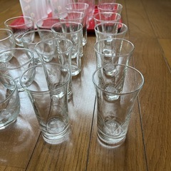 ガラスのコップ　いろいろ２８個の画像