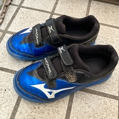 ミズノ　サッカーシューズ