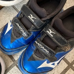 ミズノ　サッカーシューズの画像