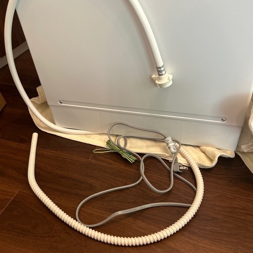 Panasonic　食洗機 最新機種　NP-TZ500-W 
保証書付き　