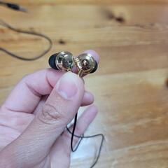 ELECOM UCAM 720p HDとイヤフォンセットの画像