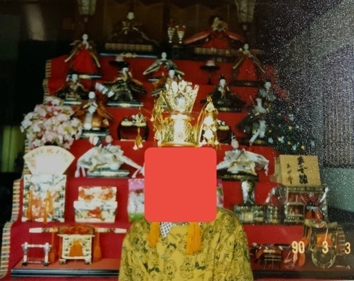 雛人形7段昭和レトロ華やかな装飾付き直接渡し歓迎 35年前の物に