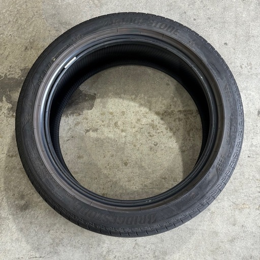 235/45R18 94W ブリヂストン　トランザ　T005A