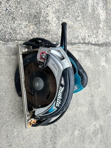 マキタ　マルノコ　5838CBA 180mm