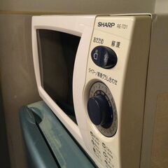 【中古ガラス丸皿付き】SHARP RE-TD1 単機能電子レンジの画像