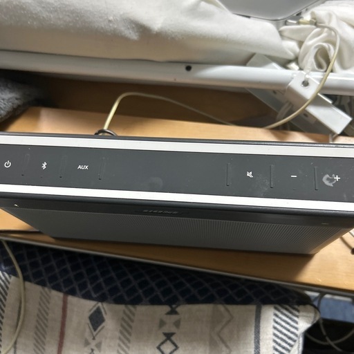BOSE Soundlink bluetooth speaker 3
