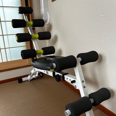 トレーニングベンチ