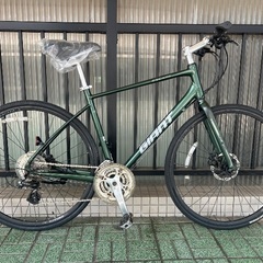 🔹クロスバイク GIANT ESCAPE DISC 参考価格 7...